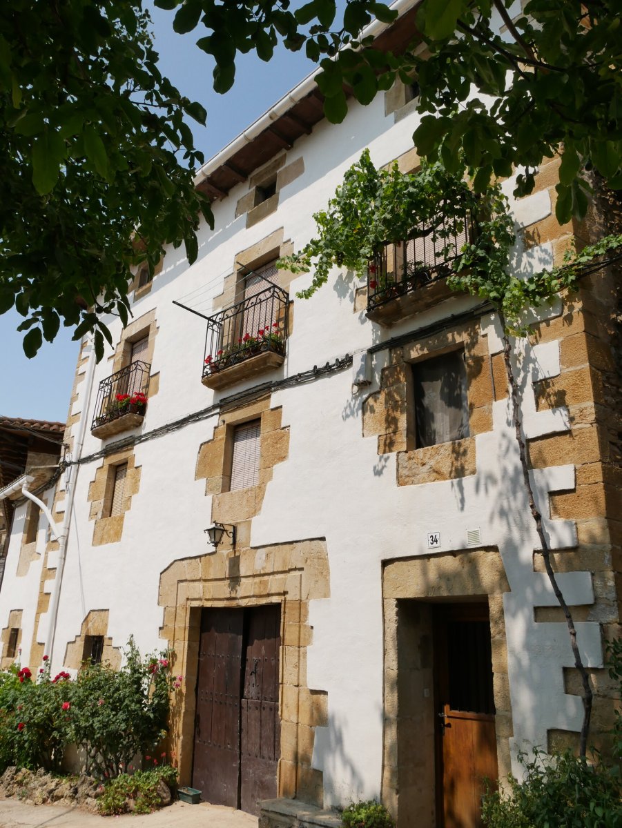 Etxea, Genbe