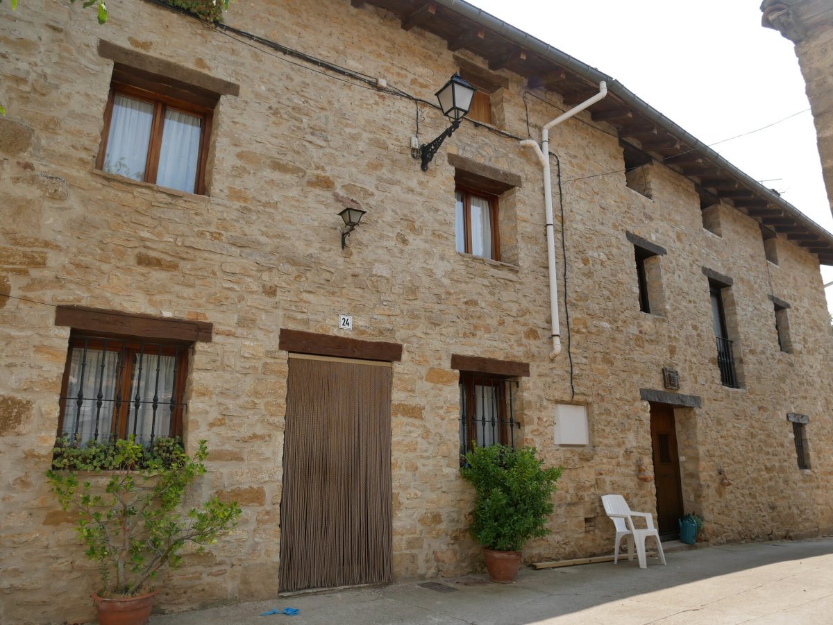 Etxea, Genbe