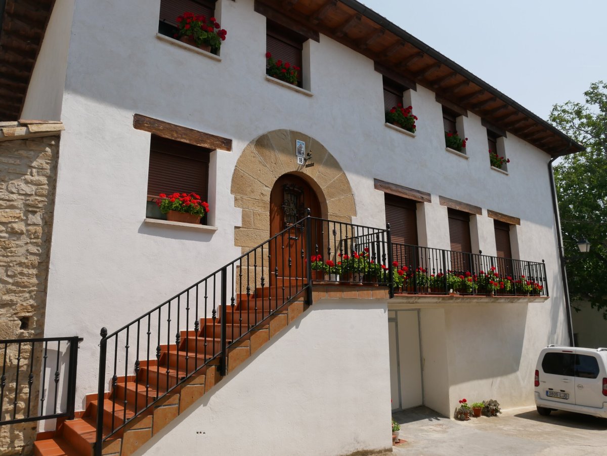 Etxea, Genbe