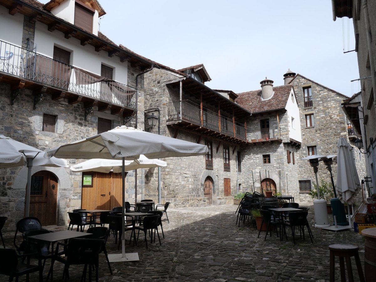 Etxeak, Anso
