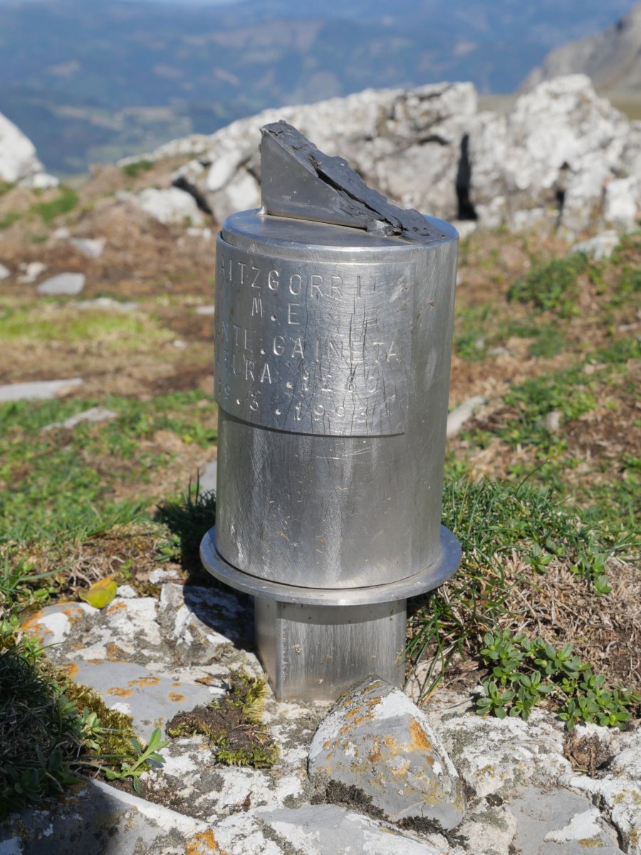 Gañeta, txartelontzia