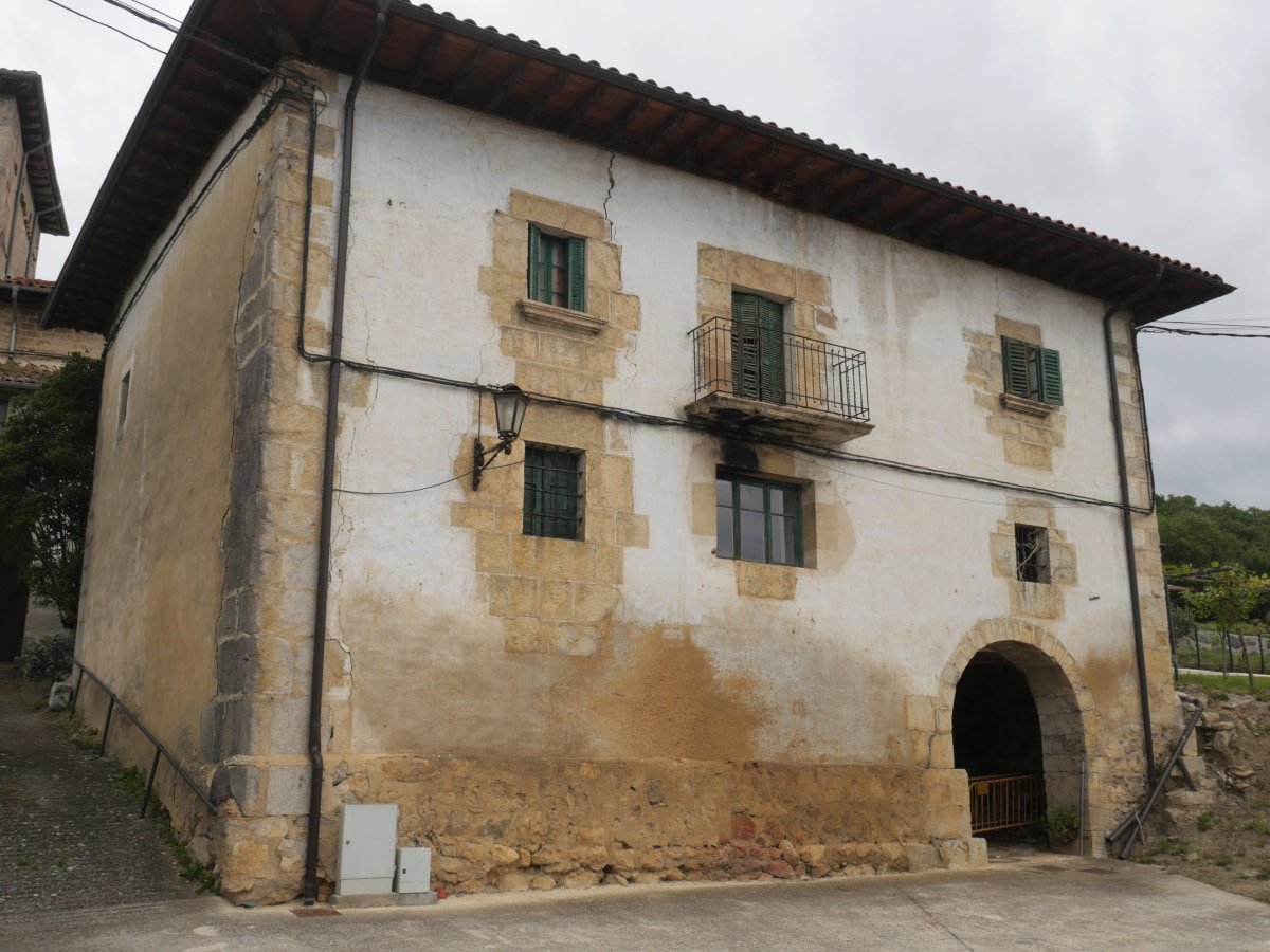 Etxea, Egiarreta