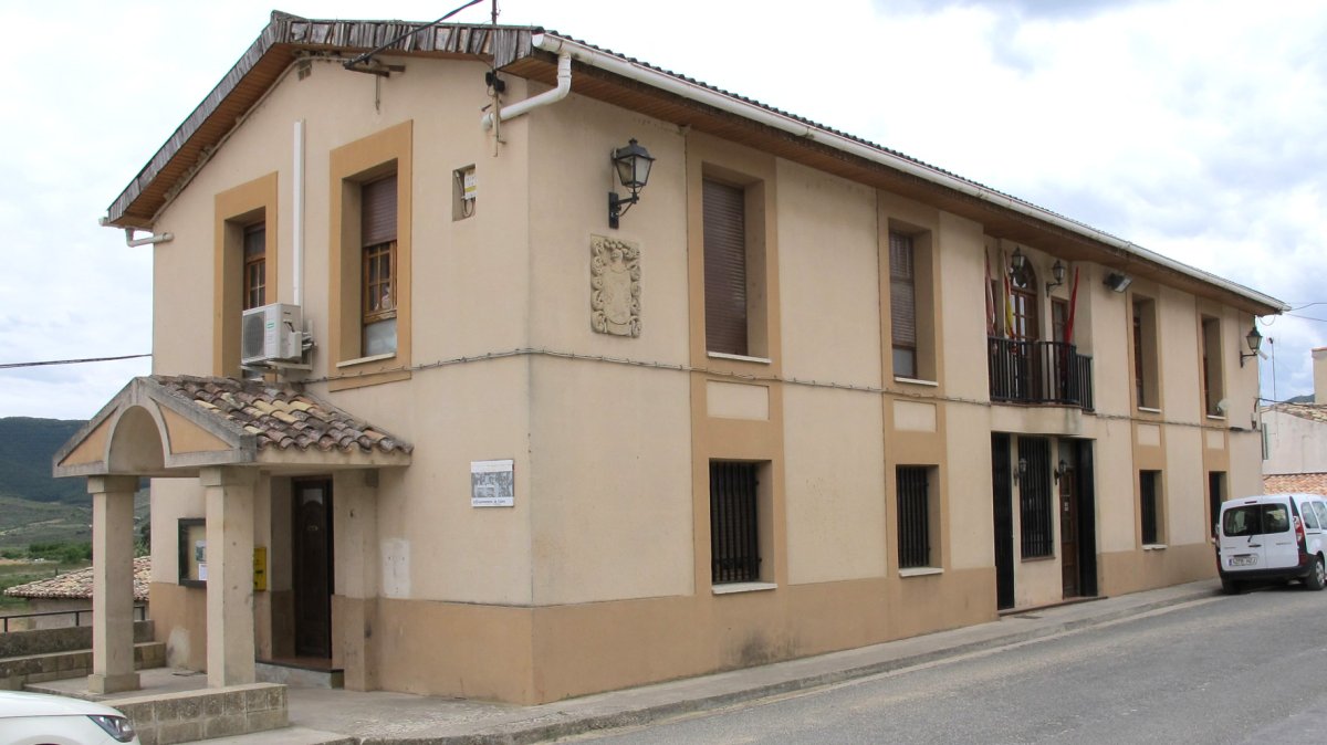 Udaletxea, Eslaba