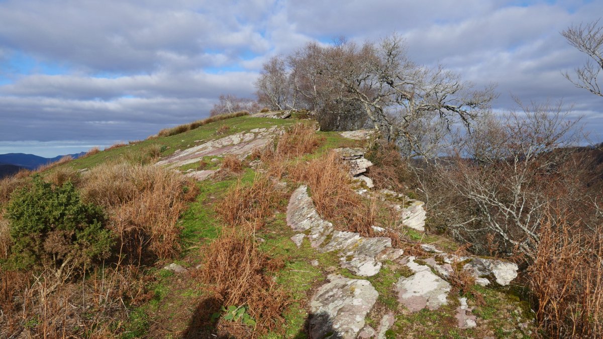 Larratzu, tontorrerako azken urratsak HEko bizkarrean