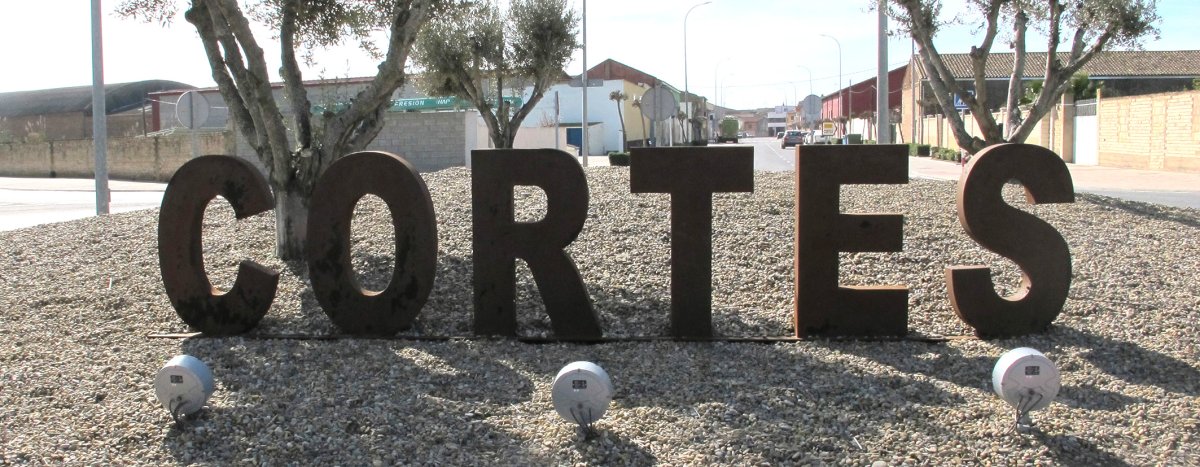 Cortes herriko sarrera