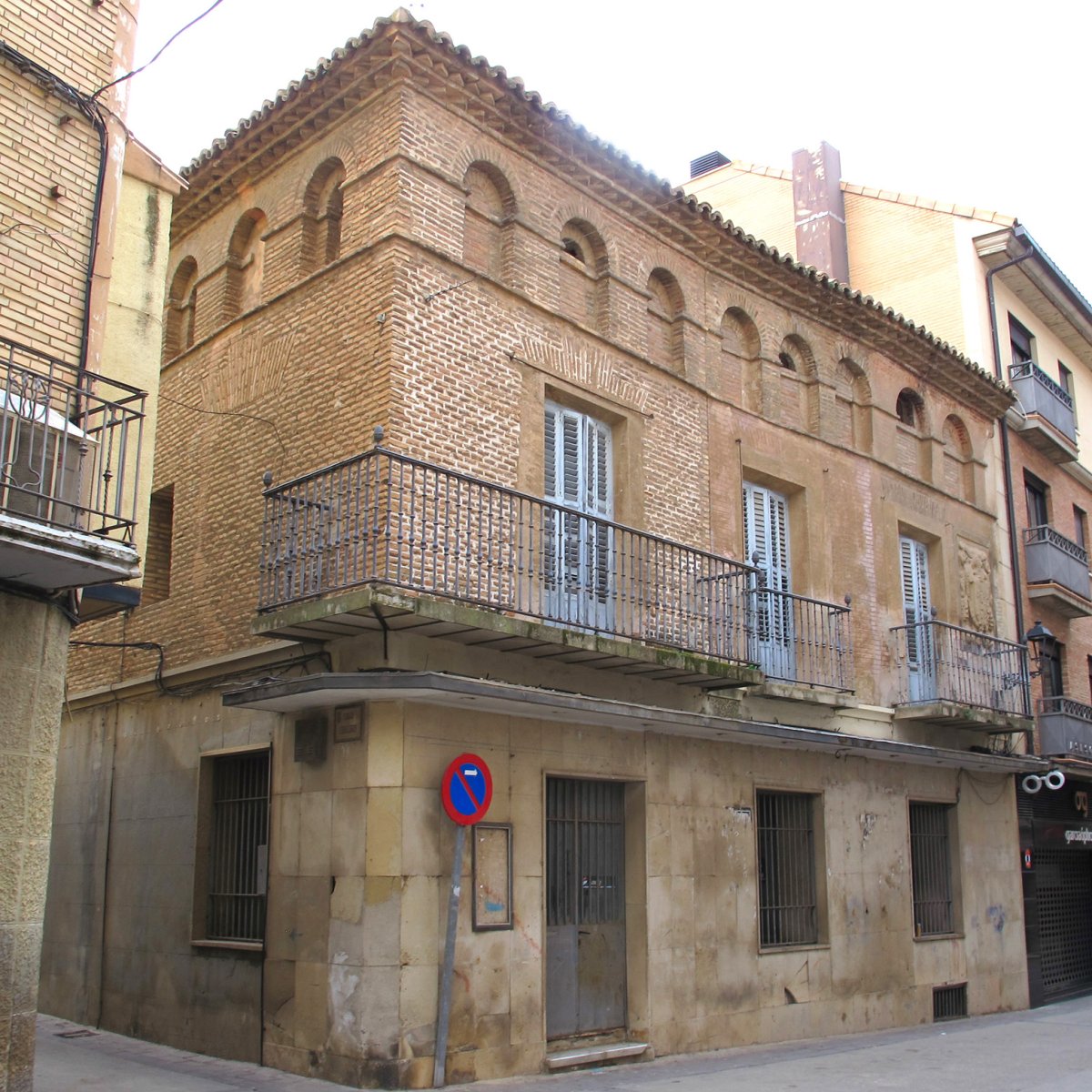 Caballeros kaleko 2 zenbakiko etxea, Cintruenigo