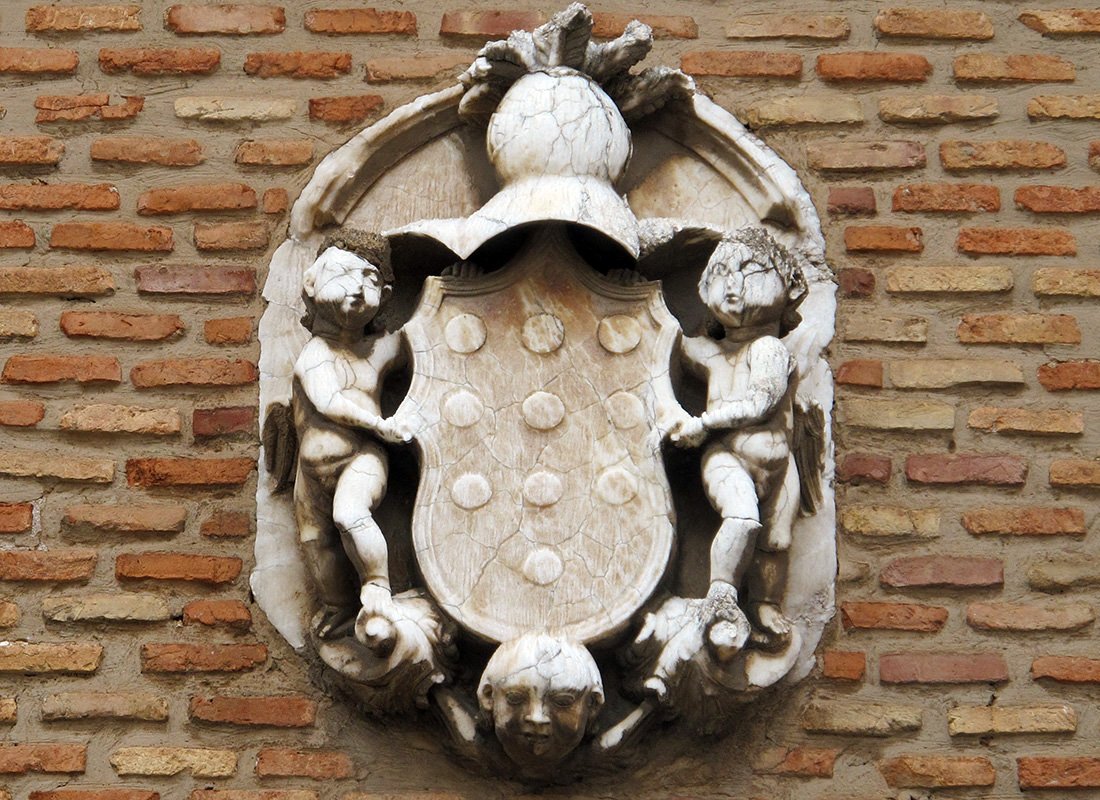 Virgen de Legarda kaleko z.3 etxeko armarria, Mendabia