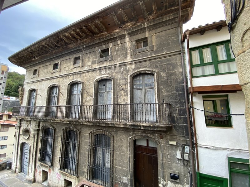 Montalivet Jauregia. Mutriku