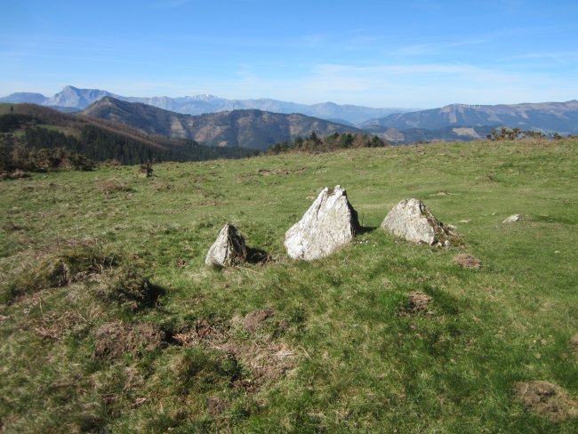 Dólmen Kalamua 2  (Abril  2015)