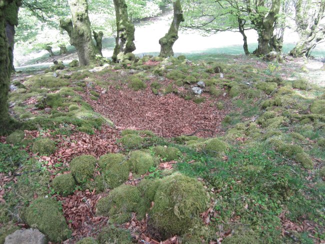 Túmulo Aizkoin   (Abril  2015)